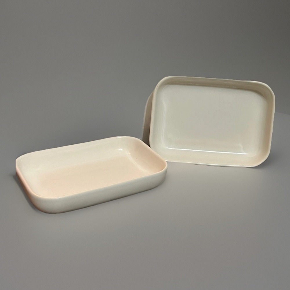 Pfaltzgraff Stoneware Snack Plates Cream USA Cream Rustic Farmhouse Set of 2
